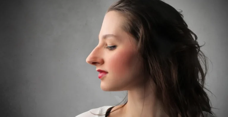 المناخير الكبيره في الحلم